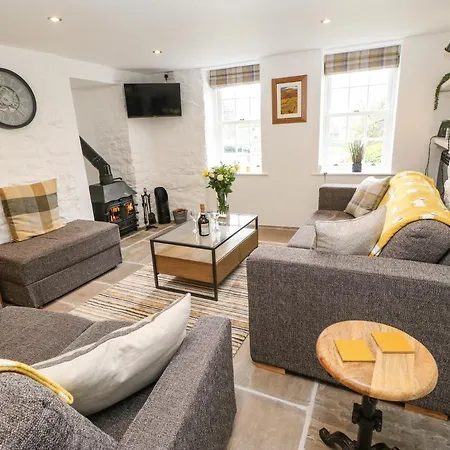 A D Coach House *